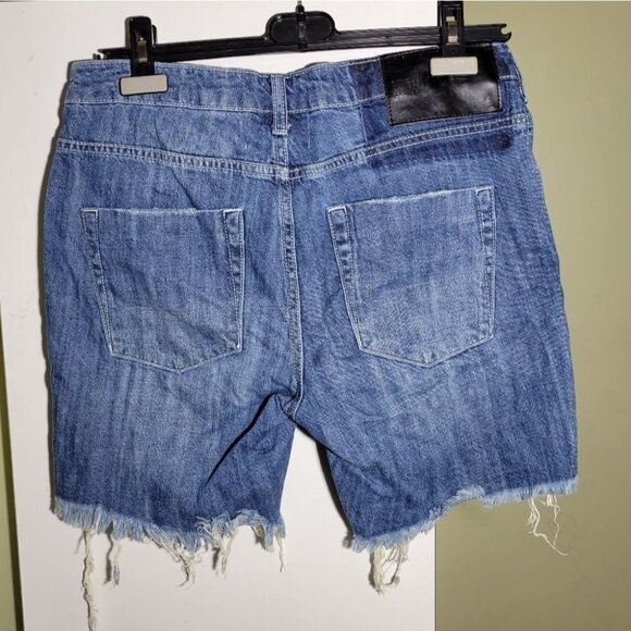 ❤️ 3 for $35 ONE teaspoon stevies bermuda boyfriend jean shorts distressed26 - Picture 6 of 9